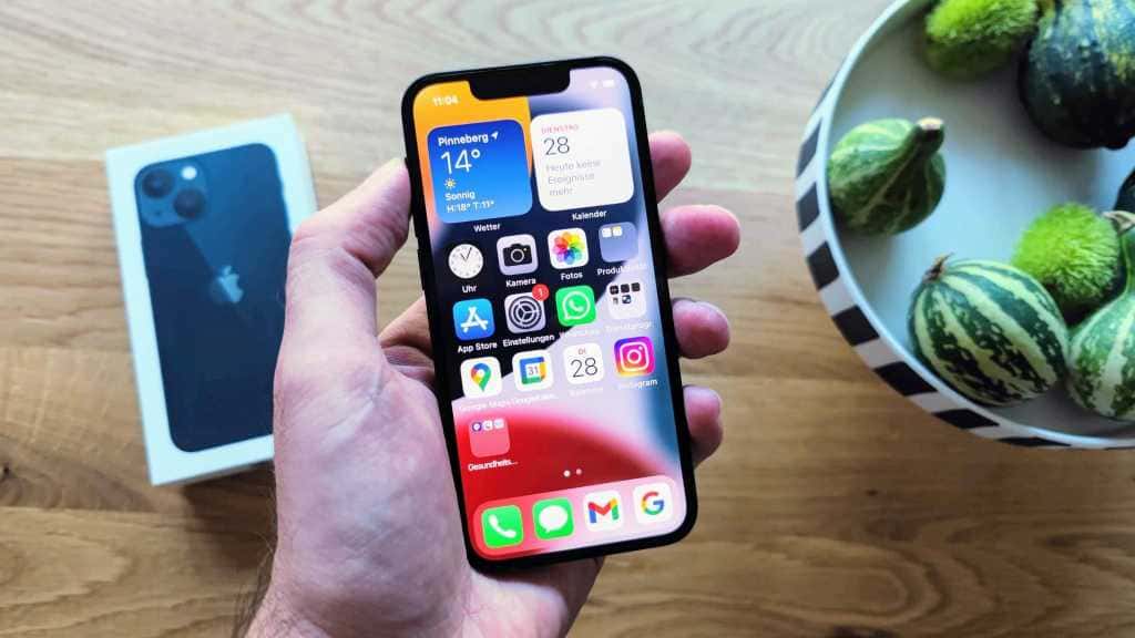 iPhone 13