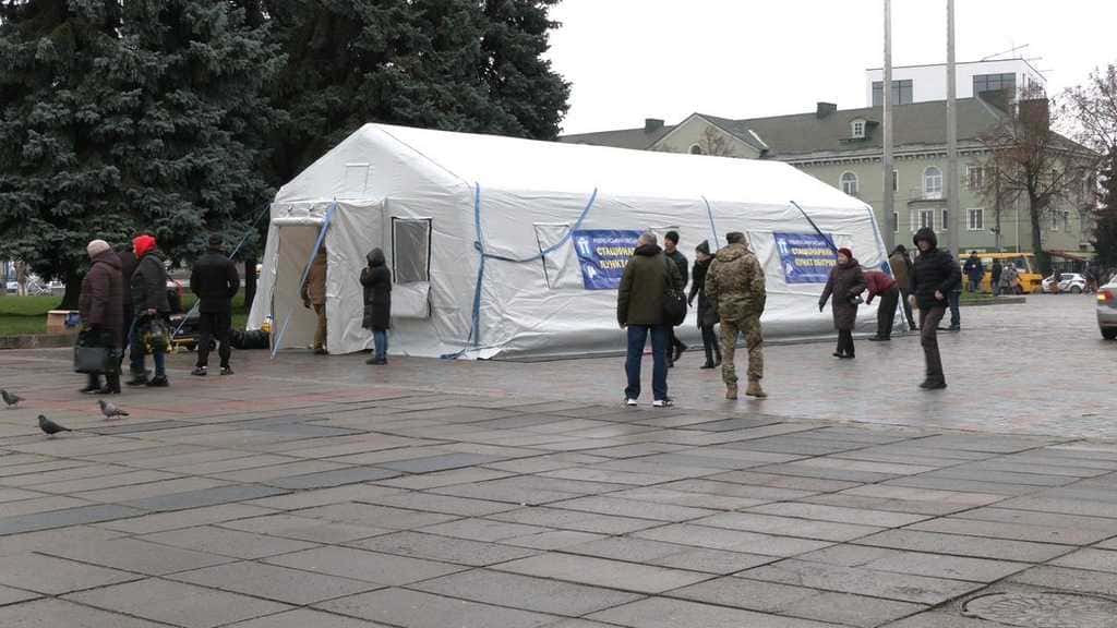 У Рівному відкрили перший пункт обігріву на вулиці