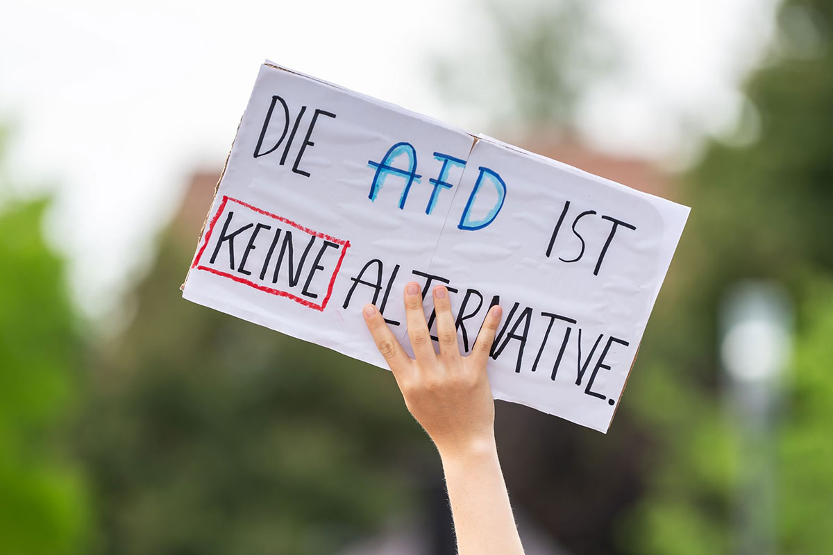 Дві третини вважають AfD небезпекою для демократії
