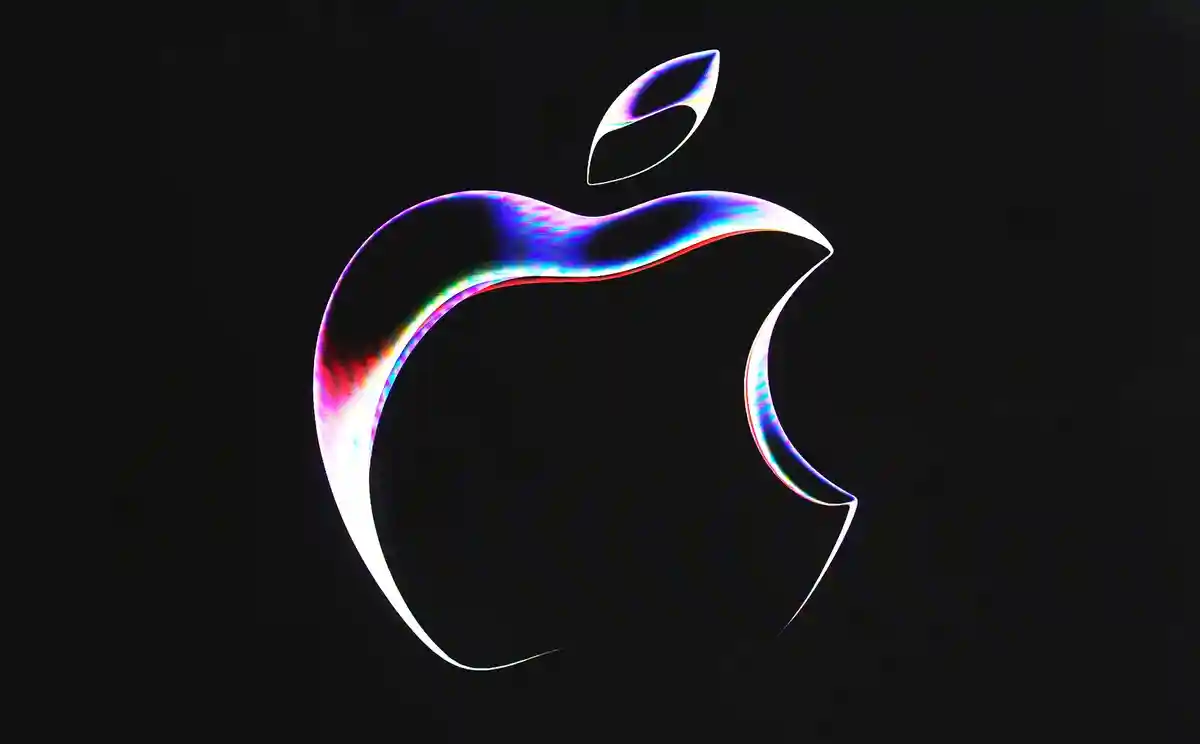Apple iphone se 4 може вийти раніше