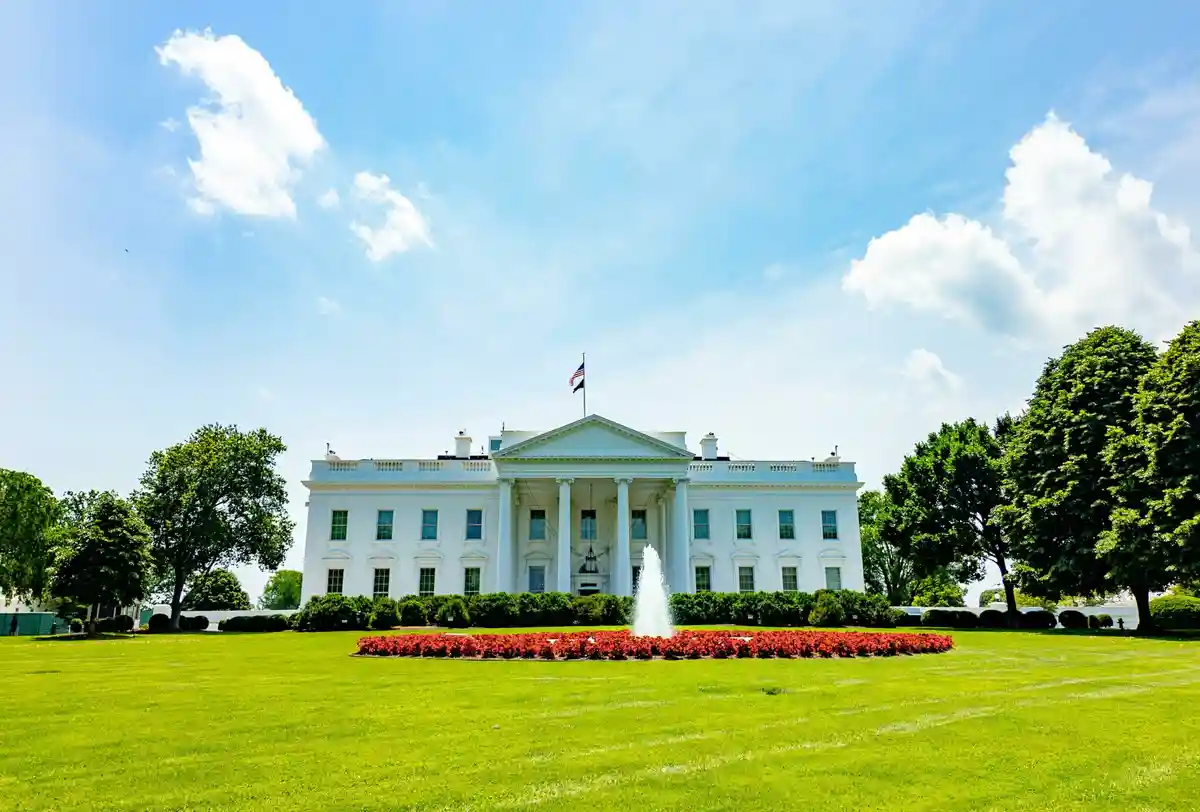 Головне в масці сварки та Трампа: Що буде далі?