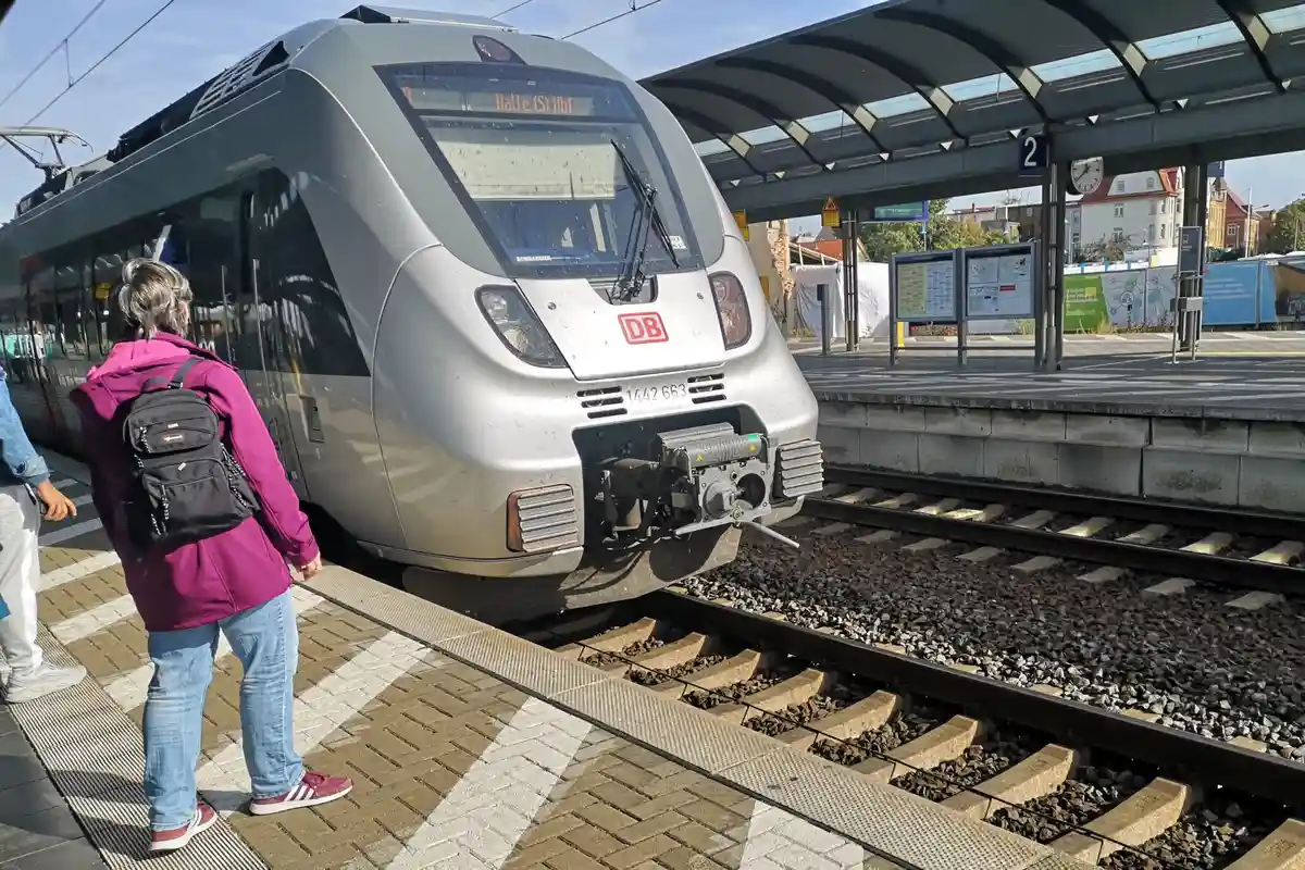 Поїздка поїздом по Європі з вітерцем: швидкість зростає