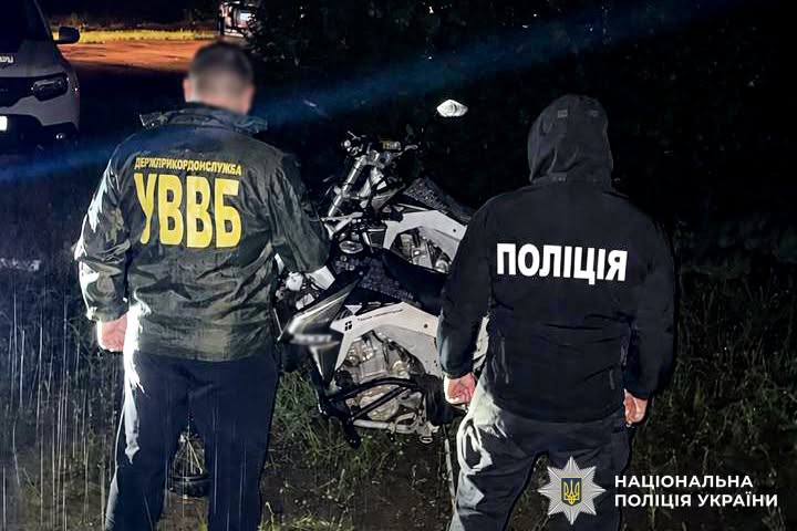 За 20 тисяч доларів на Рівненщині мотоциклами через кордон возили