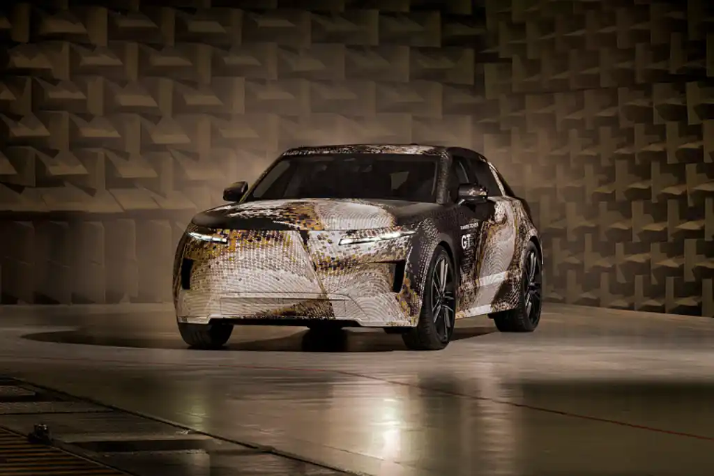 Land Rover показала свій новий розкішний електрокар Range Rover GT